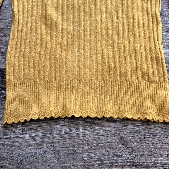 JON & ANNA CONTEMPORARY MOCK NECK SWEATER - Picture 6 of 6